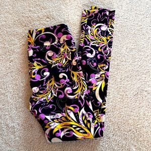 Lularoe- purple and yellow